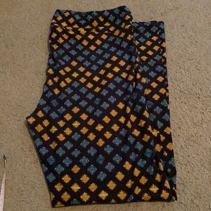 Ladies Tall/Curvy LulaRoe Leggings